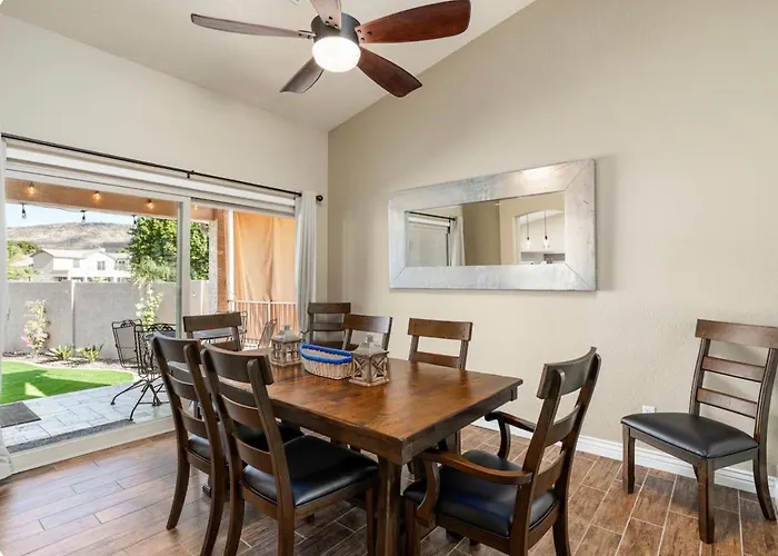 Lakefront Retreat Free Heated Pool Game Glendale