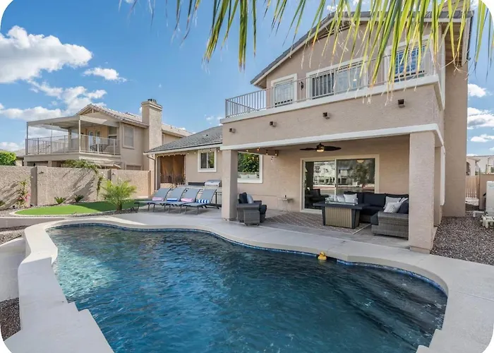 Lakefront Retreat Free Heated Pool Game