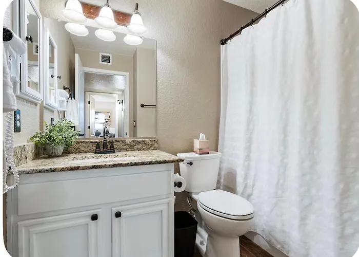 Country house Lakefront Retreat Free Heated Pool Game Glendale